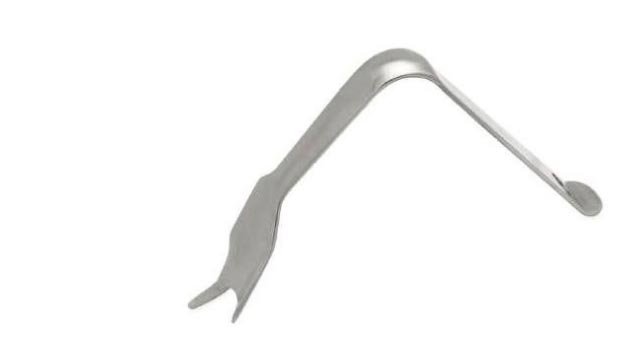  Infero-Posterior Acetabular Capsule Retractor left 350mm